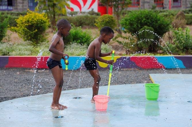 Splashpad slider 10