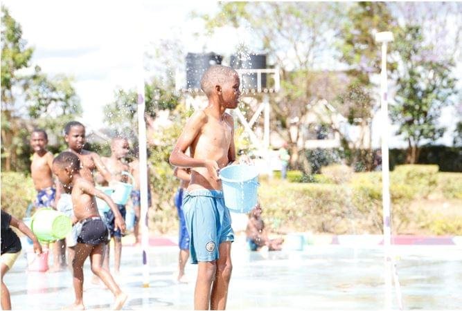 Splashpad slider 2