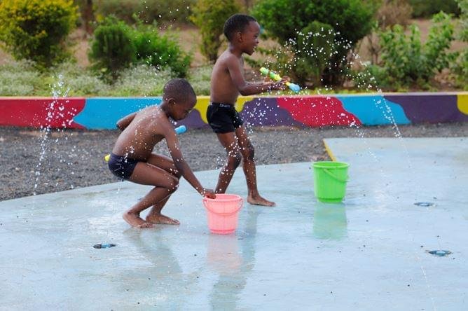 Splashpad slider 9